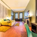 Πανσιόν Retromirabeau - & De Charme - Localisation Premium