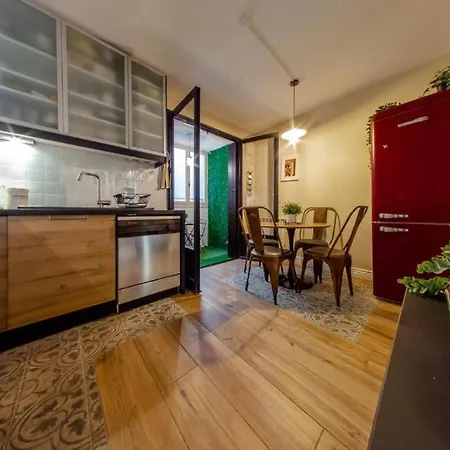 Guest house Retromirabeau - & De Charme - Localisation Premium