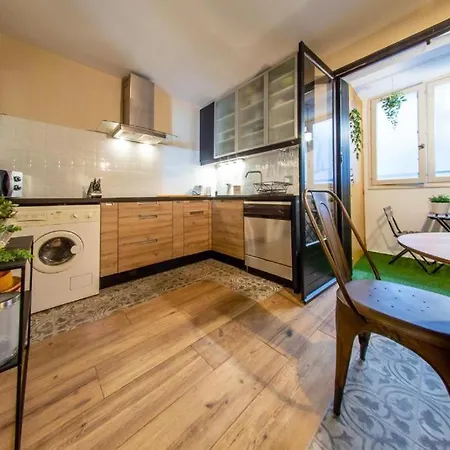 Guest house Retromirabeau - & De Charme - Localisation Premium Narbonne